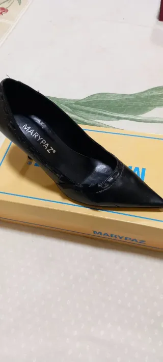 Zapatos de tacón Marypaz negros, un solo uso
