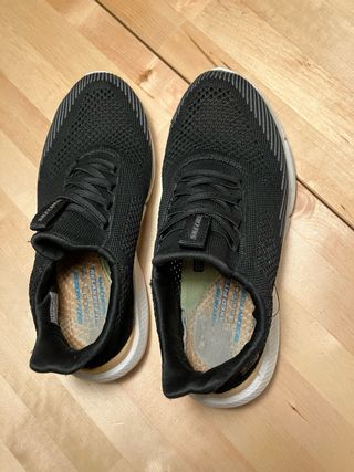 Zapatillas Skechers Verano Transpirables Chico. 40