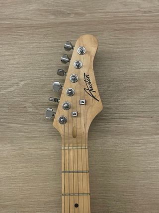 Pack Guitarra Eléctrica Negra + Accesorios