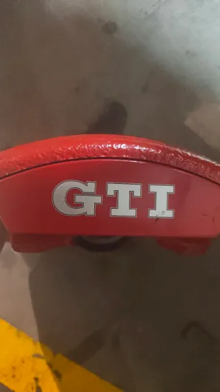 Pinzas Freno Golf 7.5 GTI Performance Rojas