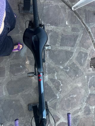 Bicicleta Gravel Negra