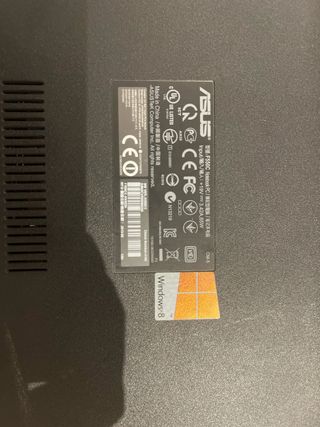 Portátil Asus F550C Plata