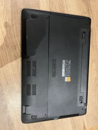 Portátil Asus F550C Plata