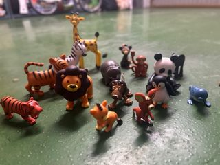 Juguetes animales varios
