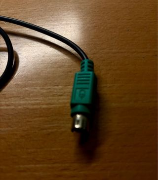 Ratón Genius antiguo con cable y teclado gigabyte