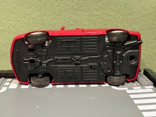 Bburago Alfa Romeo 156 1:24 Rosso