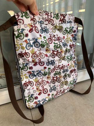 Mochila con estampado de bicicletas