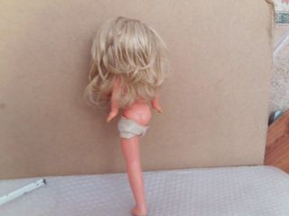 Muñeca Lesly Famosa antigua 10 pecas