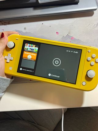 Nintendo Switch Lite Amarilla