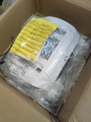 Robot Limpiafondos WYBOT Piscina