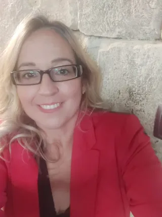 SE OFRECE PARA SERVICIO DOMÉSTICO   O PLANCHA.