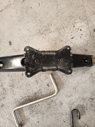 Gato mecánico para coche