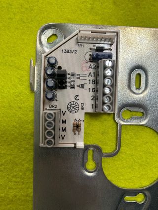 MONITOR TEGUI M-72 DIGITAL