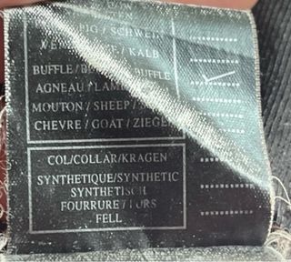 Chaqueta de cuero color beige