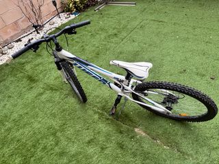 Bicicleta 24 WEED STACK 1.0