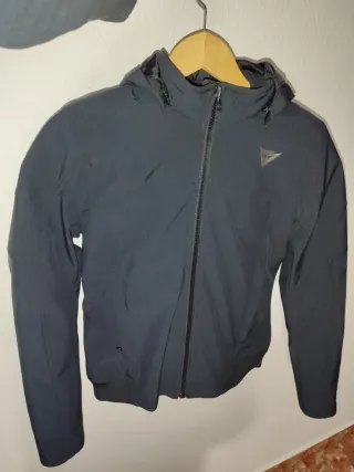 Casco Shark Mujer y chaqueta dainese A ESTRENAR...