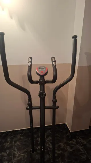 Elíptica casi nueva, poco uso