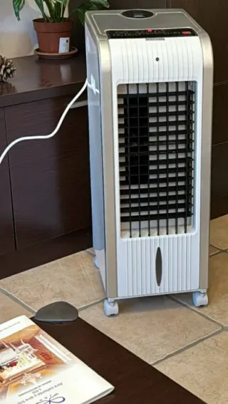 Climatizador JRD Plata y Blanco