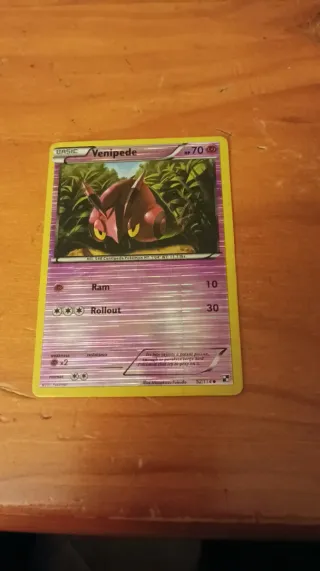 Carta Pokémon Venipede 52/114