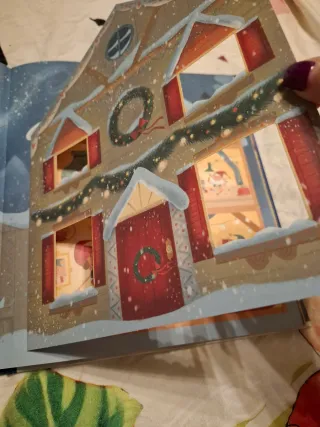 Libro con solapas: Papá Noel salva la Navidad