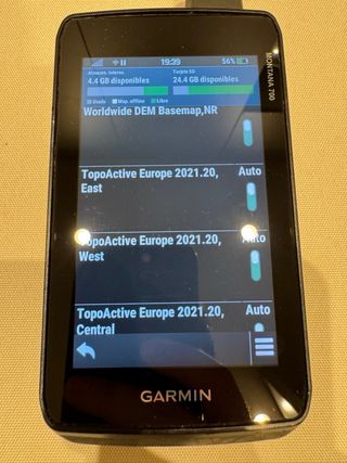 Gamin Montana 700 + brazo soporte con alimentacion