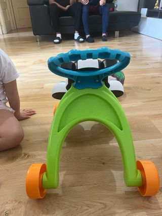 Caminador infantil con ruedas