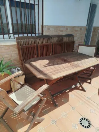 Conjunto mesa y 6 sillas de teka