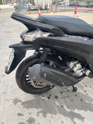 Piaggio Beverly 300 - 2016