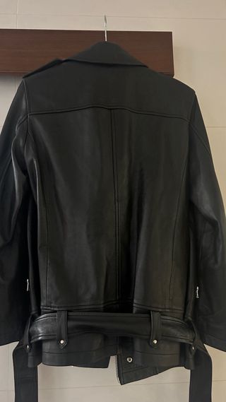 Cazadora Piel Uterqüe Negra