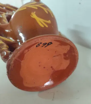 Botijo de cerámica decorado