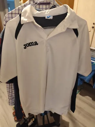 Camiseta deportiva Joma blanca