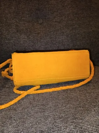 Bolso ZARA Amarillo