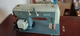 Máquina de coser Alfa Alfamatic 109