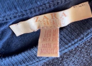 Blusa sin mangas azul con textura