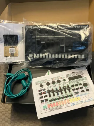 Roland TR-6S Rhythm Performer