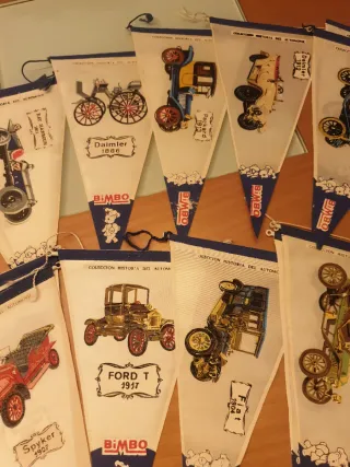 Colección Banderines Bimbo Historia Automóvil