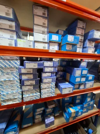 Material eléctrico variado