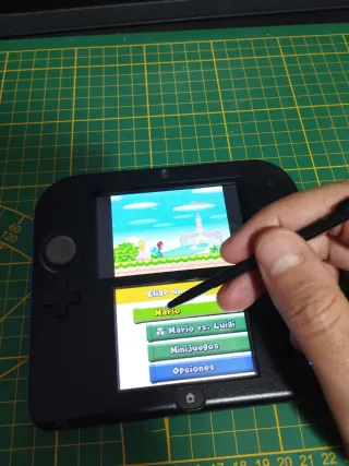 Nintendo 2DS edicion Super Mario Bros + Juego