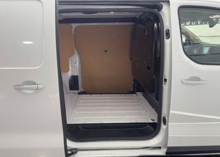 Peugeot Expert long 2022 con 54.000km