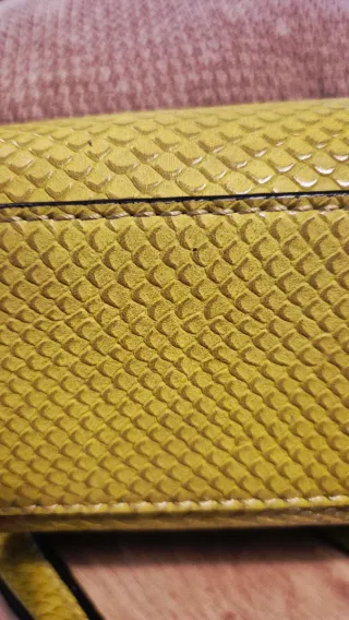 Bolso Parfois verde efecto piel serpiente