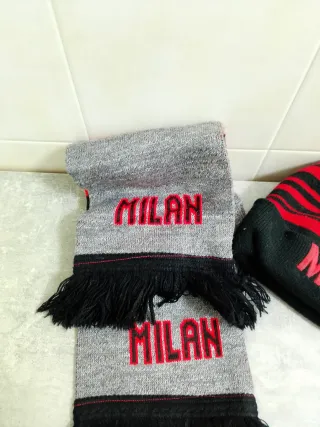 Set Sciarpa e Cappello Milan