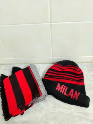 Set Sciarpa e Cappello Milan