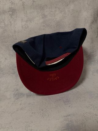 Gorra Cayler & Sons azul y roja