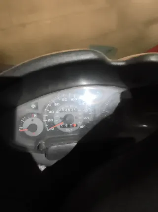 Piaggio X8 125 Negra y Marrón