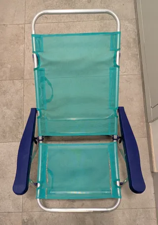 2 Reposeras Playa Aluminio + Sombrilla Decathlon