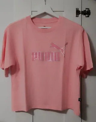 Camiseta Puma Rosa Logo Metálico