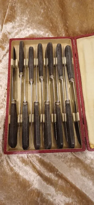 Juego 12 Cuchillos Mesa Antiguos Madera