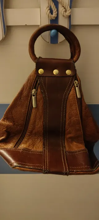 Mochila de piel marrón