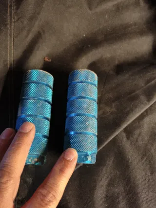 Reposapiés BMX Azules Aluminio