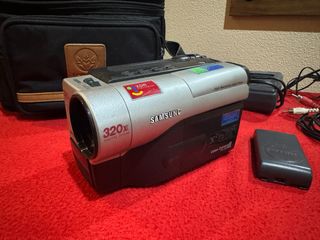 Videocámara Samsung Video 8 Digital Zoom